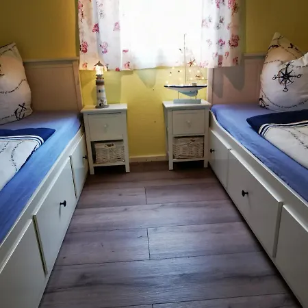 Dom wakacyjny Bungalow Am See *