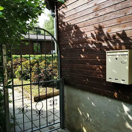 Dom wakacyjny Bungalow Am See *