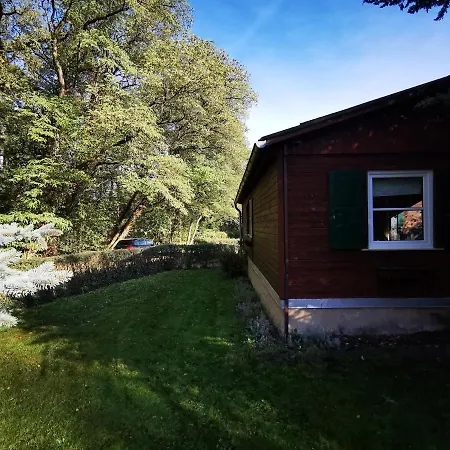 Bungalow Am See *