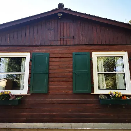 Dom wakacyjny Bungalow Am See *